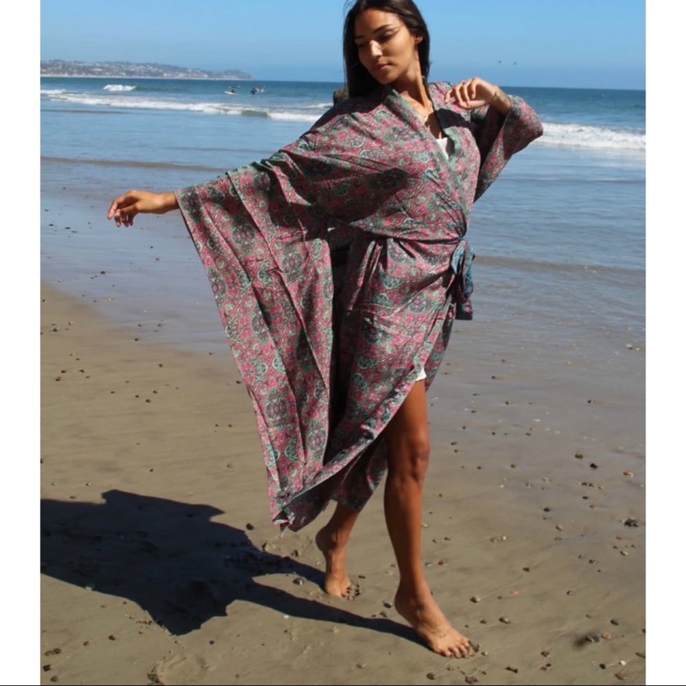 Kimono with butterfly sleeves